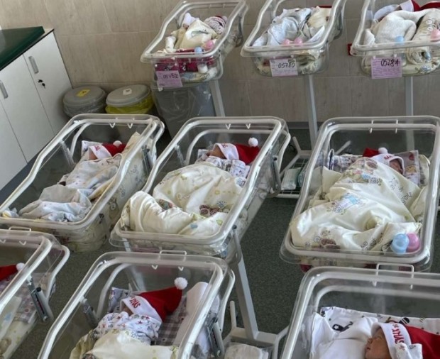 Първото бебе за 2023 година в СБАЛАГ "Майчин дом" е момченце