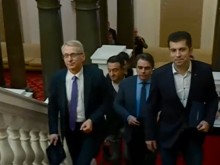 Президентът Радев връчва втория мандат за съставяне на правителство
