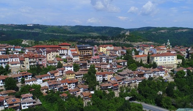 Частните съдебни изпълнители в област Велико Търново обявиха за продажба
