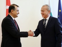 Донев: Споразумението между "Булгаргаз" и "Боташ" е ключов момент за партньорството ни с Турция