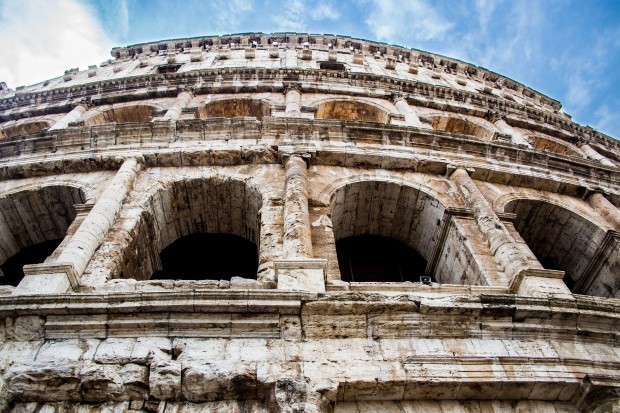 Когато си представяме древен Рим си мислим за гладиатори красива