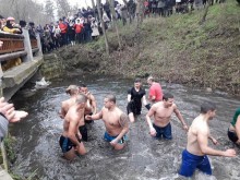 Айтозлии ще скачат за кръста на Йордановден в бента на "Славеева река"