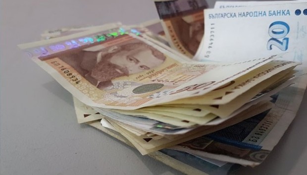 Правителството подготвя нови мерки срещу високата инфлация съобщиха от Министерството