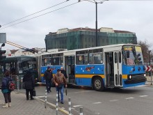 Тролей и автобус катастрофираха на Лъвов мост