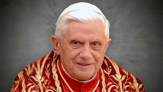 Днес почетният папа Бенедикт XVI ще бъде погребан в криптата