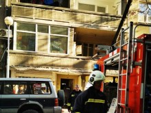 Късо съединение в електрическата инсталация предизвика голям пожар в Пловдив