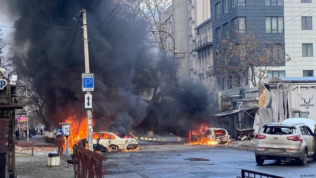 Украйна съобщава за взривове в центъра на Херсон