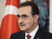 Фатих Донмез: Турция може да изнася газ през България за трети страни