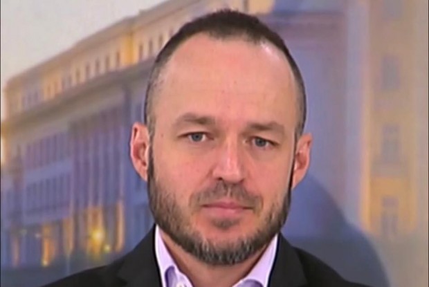 Стойчо Стойчев: Самото отлагане на връчването на третия мандат е индикатор, че той е обречен