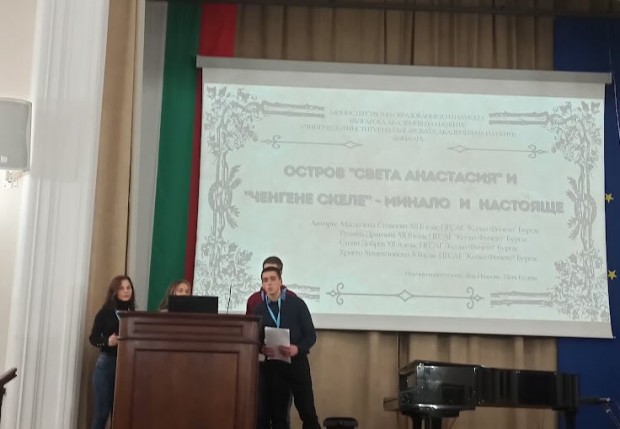Строителна гимназия в Бургас изпрати годината с редица престижни отличия