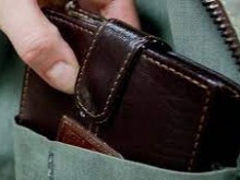 72-годишна жена открадна портфейл в Козлодуй