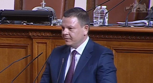 Министър Алексиев за затварянето на въглищните централи: Може да кажем, че държавата е поела такъв ангажимент