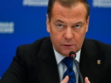Дмитрий Медведев: Киев отхвърли ръката на християнското милосърдие