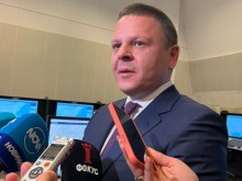 Министър Алексиев: В близките месеци ще имаме медицински хеликоптер