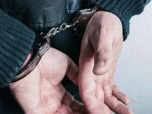 В Благоевградско задържаха 32-годишен рецидивист за побой и грабеж на бутилка ракия
