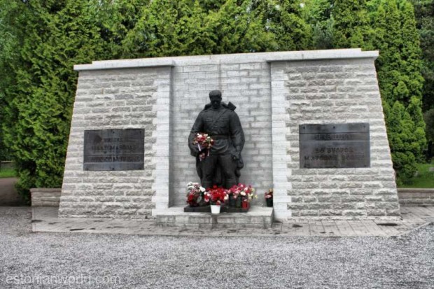 Естония е похарчила близо милион евро за демонтиране на съветски паметници