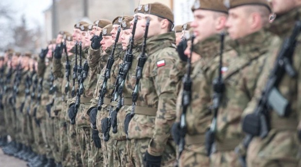 През 2023 г полските въоръжени сили планират да проведат задължителни