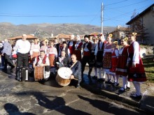Традиционният ритуал "Къпанак" бе пресъздаден в Сушица на Ивановден