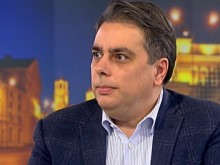 Асен Василев: Управлението на държавата не е ти седни на този стол, а ти - на този