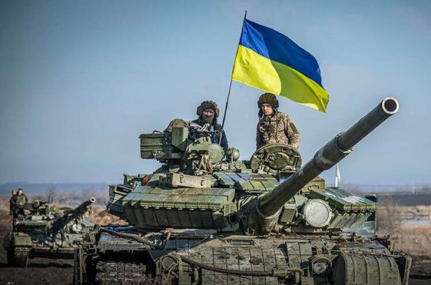 Украйна спешно изпраща подкрепления в Бахмут и Соледар