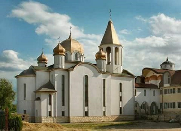 Съдът потвърди кметска заповед срещу ползването на манастир "Благовещение"