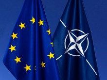 НАТО и ЕС подписаха декларация за сътрудничество