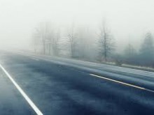Дъждовно и мъгливо време затруднява шофьорите във Врачанско