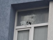 Откъде има оръжие мъжът, който откри стрелба по сградата на полицейското управление в София