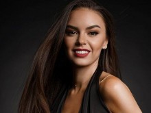 Виктория Капитонова се похвали с тлъста банкова сметка