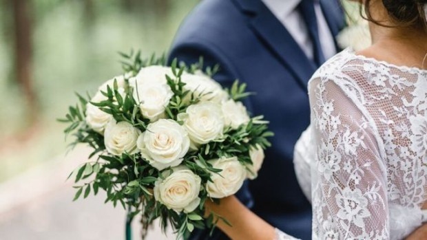 Място, дата и час за сватба в Бургас вече могат да се запазят онлайн