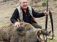 Ловец от Асеновград застреля звяр в Родопите и се нареди до Бай Тошо