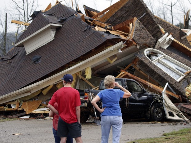 Торнадо в САЩ уби седем души