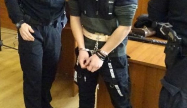 Задържан е рецидивист след две поредни взломни кражби от търговски обекти в Пловдив