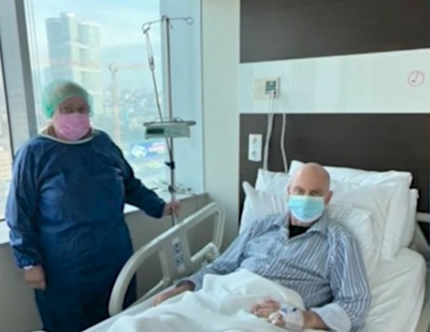 Иван Живков е на 52 години Диагностициран е с остра миеломоноцитна левкемия  За