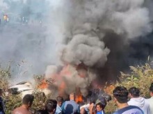 Най-малко 30 души загинаха при падане на самолет в Непал