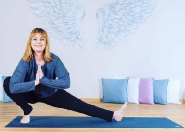 Мариана Векилска изкара нов йога курс преди Коледа за което