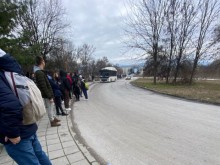 Пътуването с автобус в Пловдив е борба за оцеляване