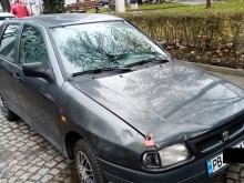 Когато конете ти бягат: Пловдивчанин заключи капака с катинар
