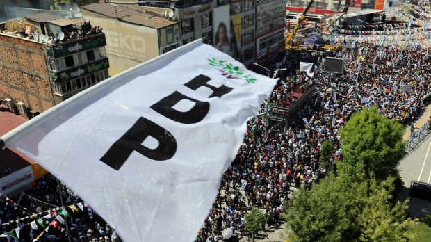 Най-голямата прокюрдска партия в Турция обяви, че президентът Реджеп Тайип