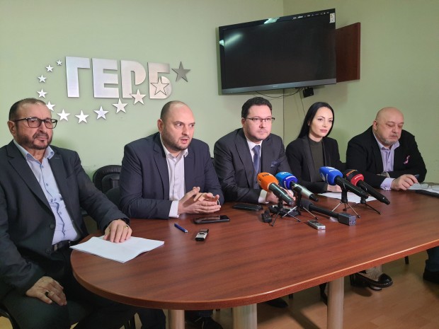 Славена Точева: Ако създадем временна комисии за всяка далавера на ПП, ще бъдат повече от постоянните