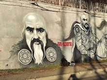 Във Варна възстановиха графитите на бележити личности