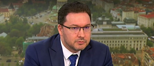 Даниел Митов: Партиите с еднаква нагласа трябва да проведат лидерски разговор