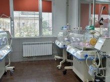 Едната майка на разменените бебета иска 300 000 лева обезщетение