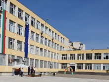 Математическа гимназия - Пловдив отново провежда срещи за нова сграда