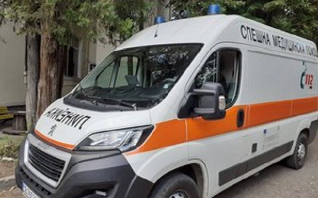 Камион блъсна пешеходка в Дупница