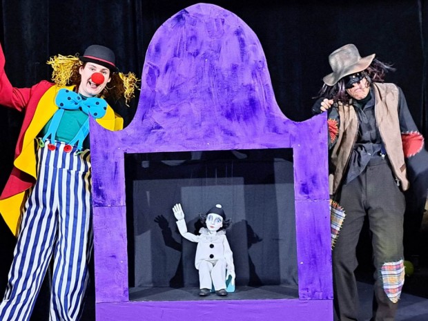 Държавният куклен театър в Добрич с премиера тази неделя