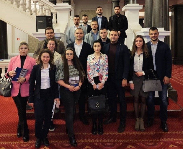 Стефан Янев: Утрешните държавници на България са сред днешните студенти