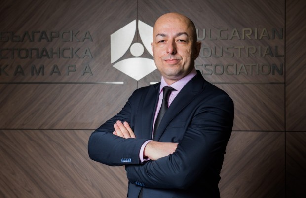 Доц Щерьо Ножаров  икономически съветник в Българската стопанска камара БСК