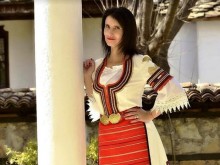 Тази кметица представя България в световен конкурс за красота