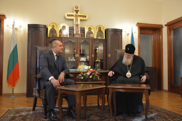 Президентът се срещна с патриарх Неофит